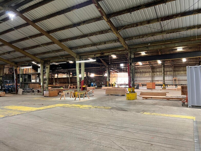 More Photos Of 8380 Agate Rd, White City Manufacturing For Sale