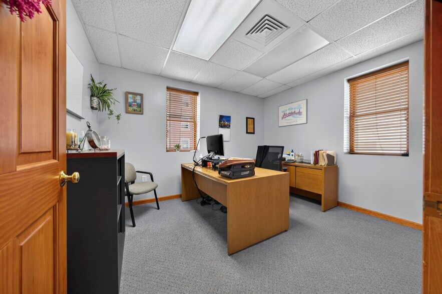 More Photos Of 116 Lowell St, Manchester Office For Sale