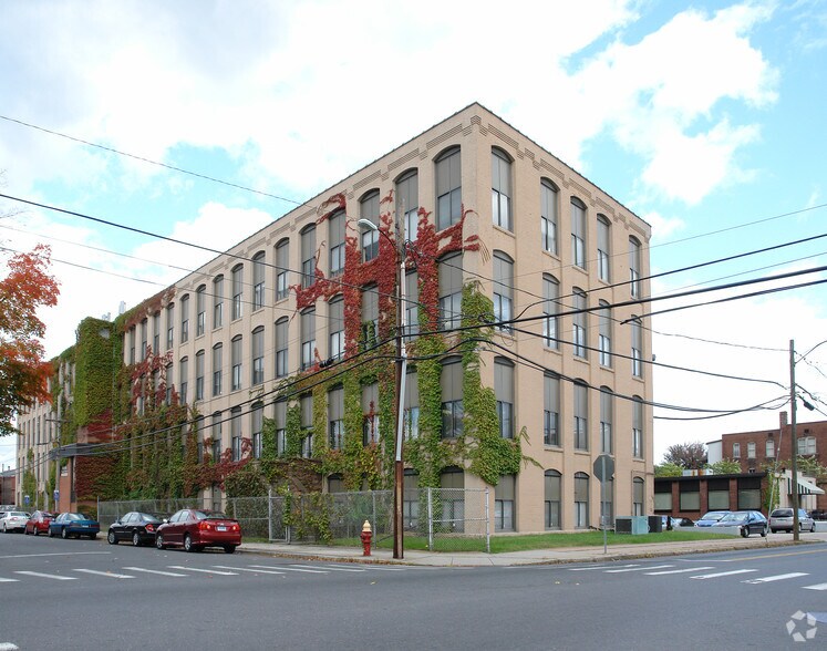 More Photos Of 110 Bartholomew Ave, Hartford Medical For Lease