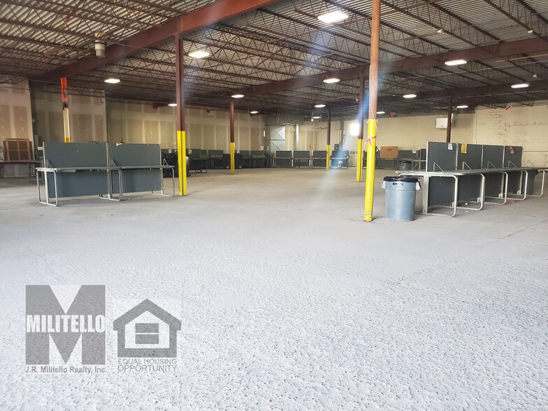 More Photos Of 2576 Walden ave, Buffalo Industrial For Lease