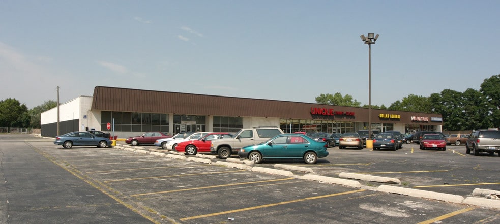 More Photos Of 1000 E Sibley Blvd, Dolton Unknown For Lease