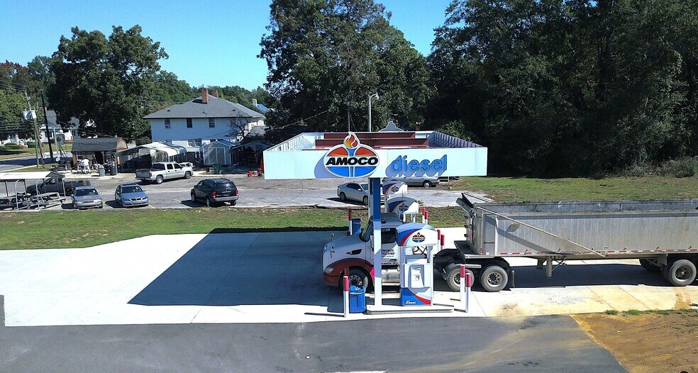 More Photos Of 341 S Main St, Bishopville Service Station For Sale