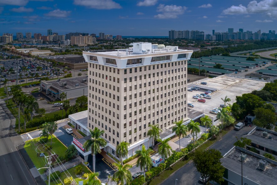 More Photos Of 1250 E Hallandale Beach Blvd, Hallandale Beach Office For Lease