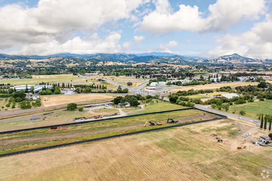 More Photos Of 1020 San Martin Ave, San Martin Land For Lease