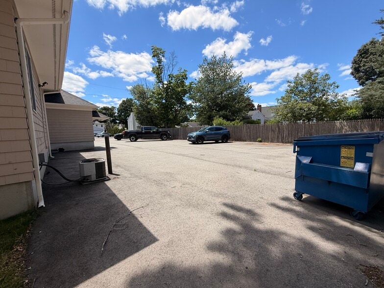 More Photos Of 2797 Post Rd, Warwick Office For Sale