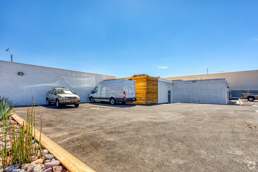 More Photos Of 608 S Maryland Pkwy, Las Vegas Storefront For Lease