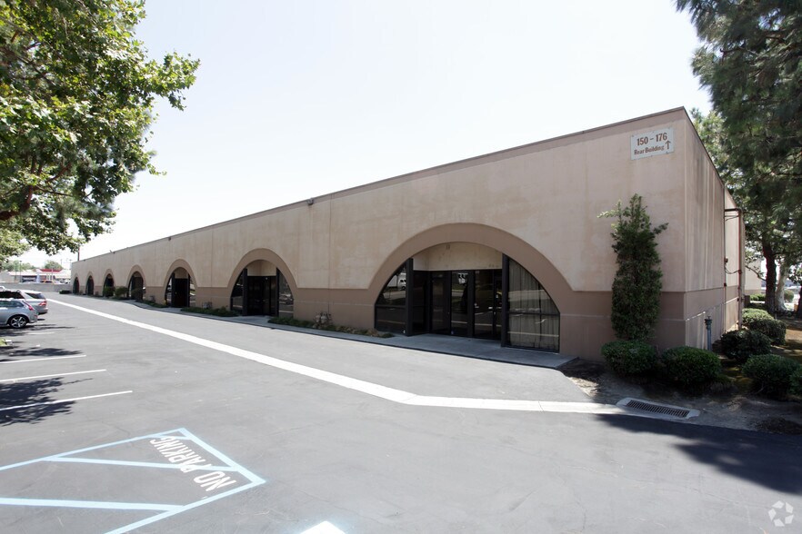 More Photos Of 120-146 W Pomona Ave, Monrovia Warehouse For Sale