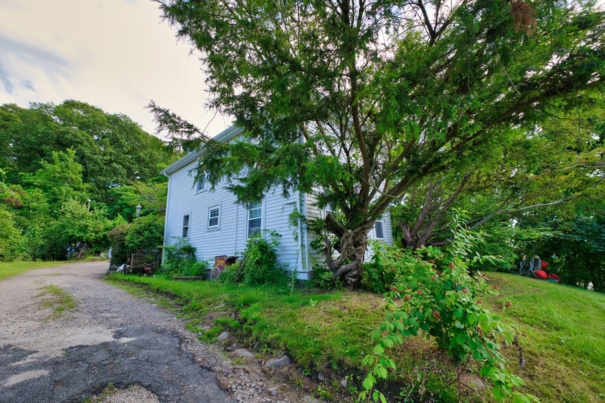 More Photos Of 896 Main Rd, Tiverton Land For Sale