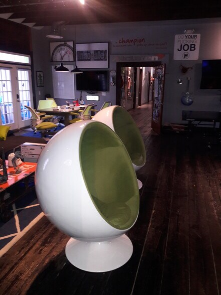 More Photos Of 955 Commercial St NE, Conyers Loft Creative Space For Sale