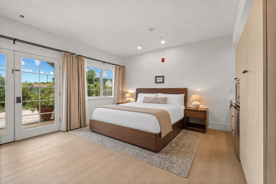 More Photos Of 21305 E Cliff Dr, Santa Cruz Hotel For Sale