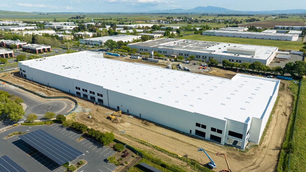 More Photos Of 2725 Low Ct, Fairfield Distribution For Lease