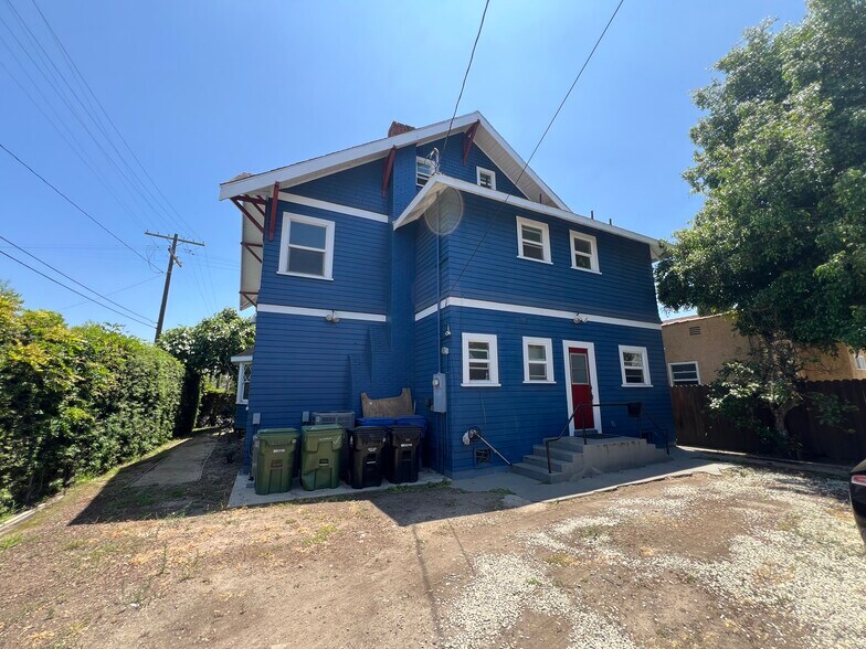 More Photos Of 1327 W 35th St, Los Angeles Apartments For Sale