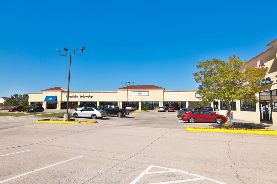 More Photos Of 19786 Highway 105 W, Montgomery Storefront For Sale