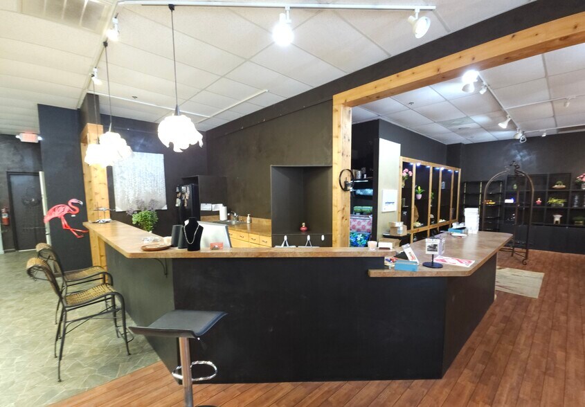 More Photos Of Shops at Palm Harbor Units 3 & 4, Palm Coast General Retail For Sale