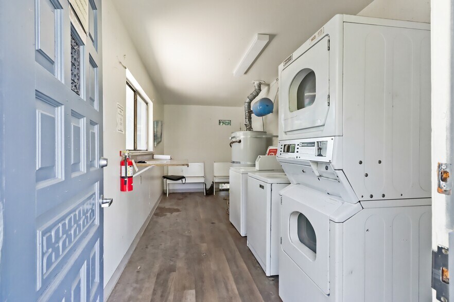 More Photos Of 2316 Villanova Cir, Sacramento Apartments For Sale