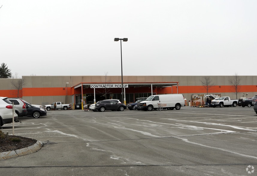 More Photos Of 100-400 Quality Dr, Hooksett Unknown For Lease