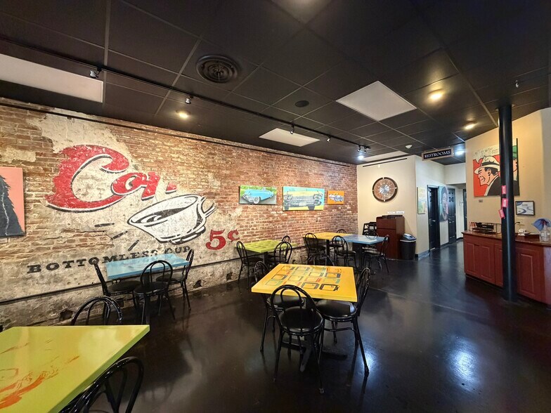 More Photos Of 615 Mena St, Mena Restaurant For Sale