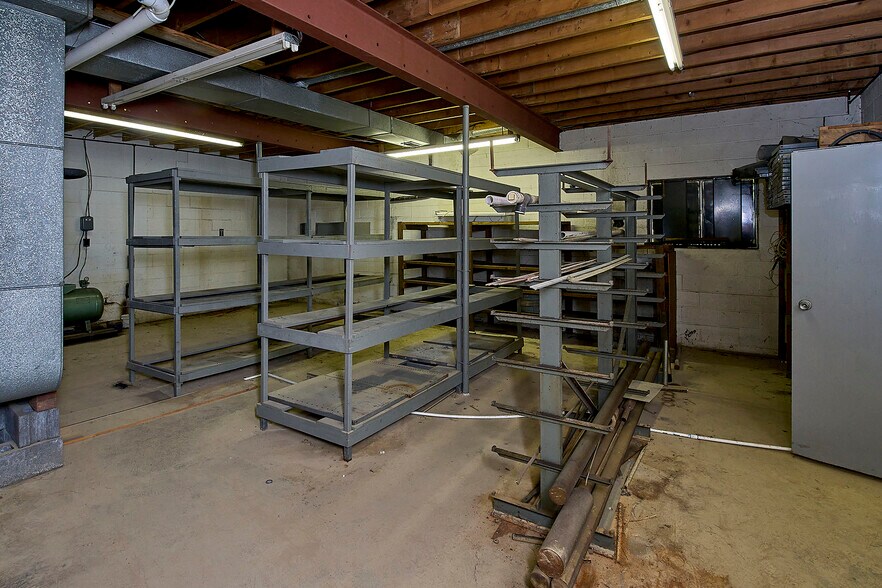 More Photos Of 6328 Elk River Rd, Clendenin Auto Repair For Sale
