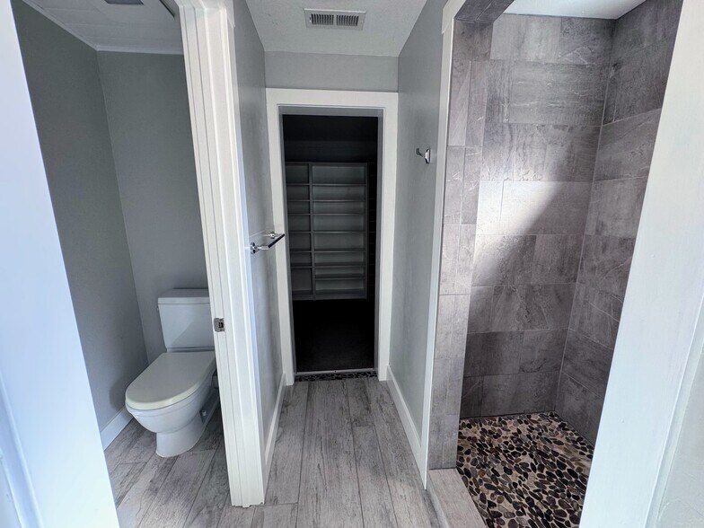 More Photos Of 1505 NW 10th Ave, Camas Multifamily For Sale