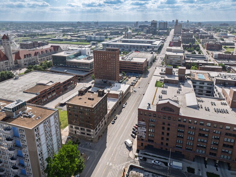 More Photos Of 1700 Olive St, Saint Louis Office For Sale