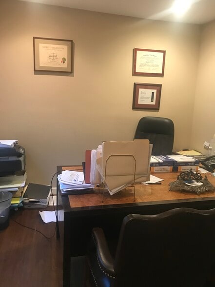 More Photos Of 496 Medlock Rd, Decatur Office Residential For Lease