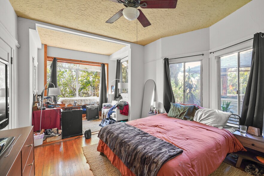 More Photos Of 656 Parkman Ave, Los Angeles Apartments For Sale