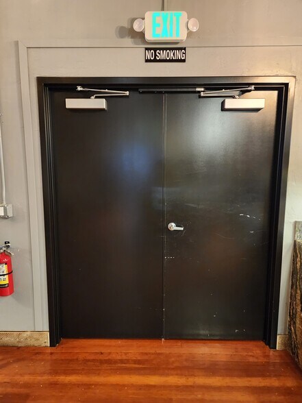 More Photos Of 142-144 N K St, Tulare Restaurant For Sale