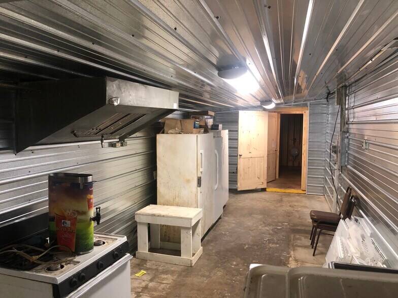 More Photos Of 101 Shawnee Ave, Cromwell Service Station For Sale