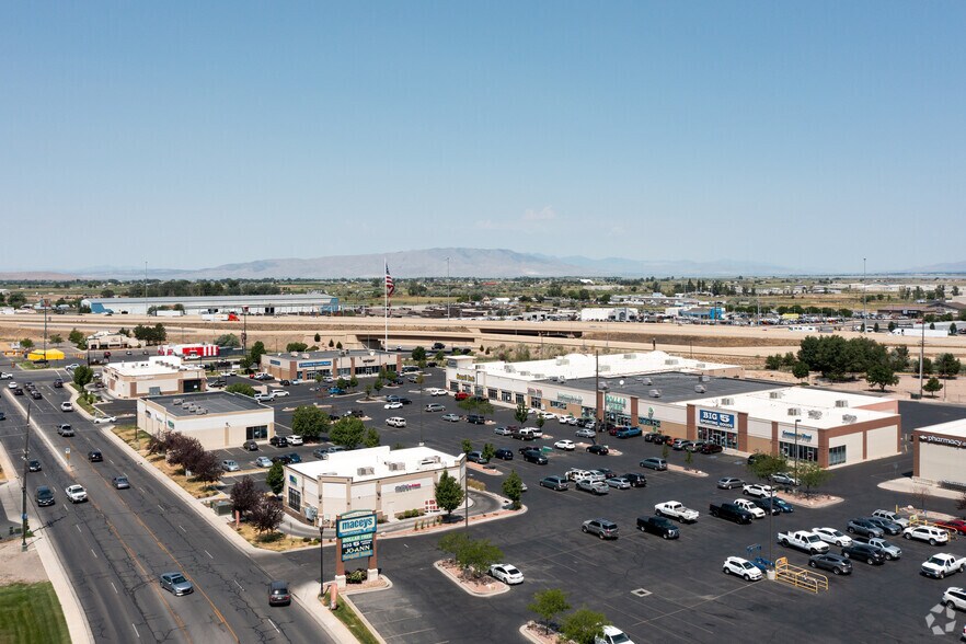 More Photos Of 1066-1090 N Main St, Spanish Fork Unknown For Lease