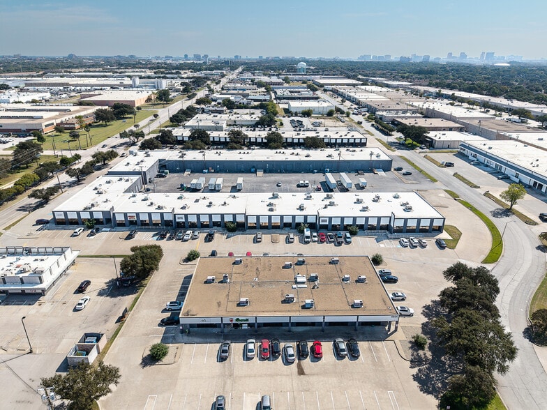 More Photos Of 3212-3214 Belt Line Rd, Farmers Branch Unknown For Lease
