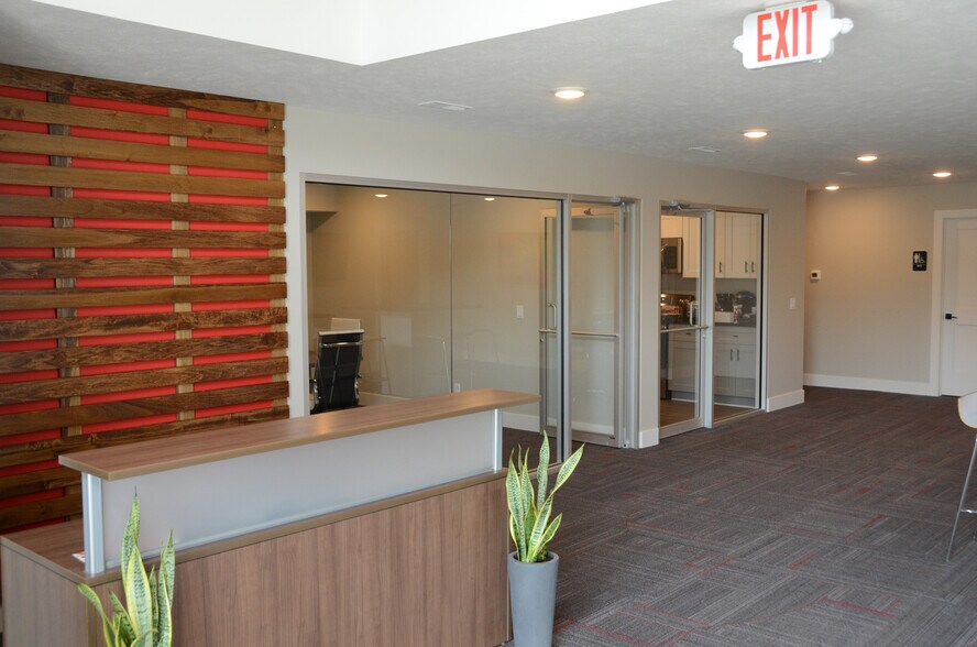 More Photos Of 21866 Williams Cir, Gretna Warehouse For Lease