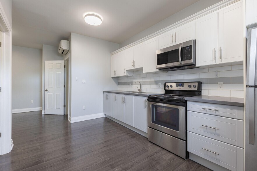 More Photos Of 233-239 St Paul St, St Catharines Multifamily For Sale