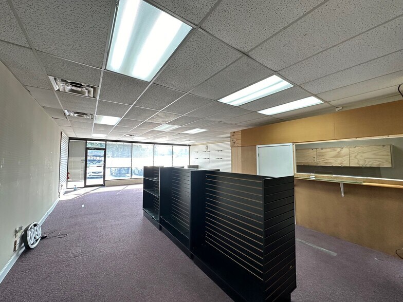 More Photos Of 946-966 N Tennessee St, Cartersville Freestanding For Lease