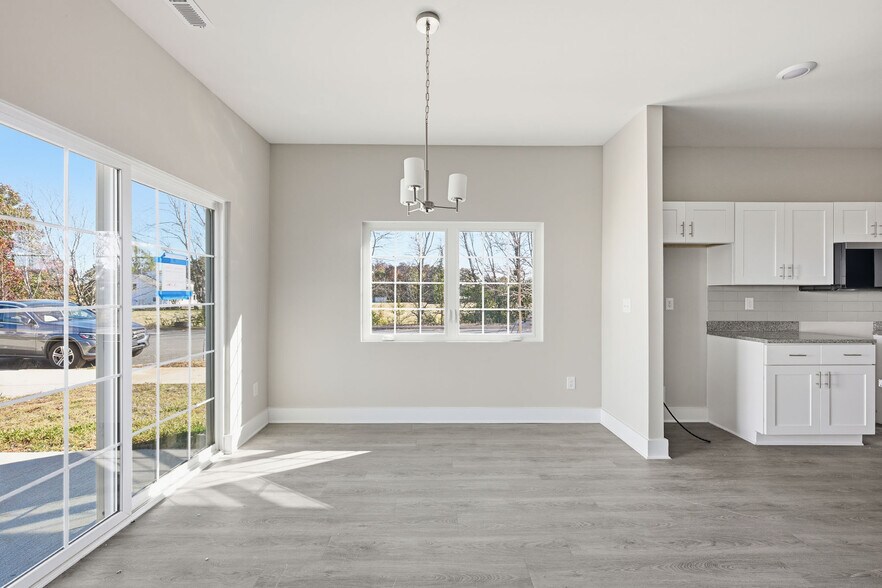 More Photos Of 13701 Erwin Rd, Charlotte Multifamily For Sale