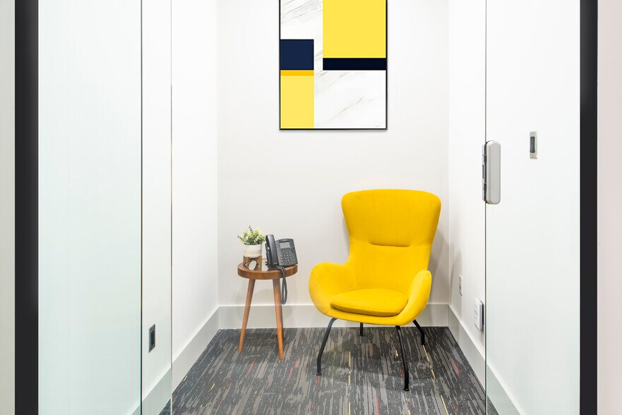 More Photos Of 600 Matheson Blvd W, Mississauga Coworking Space