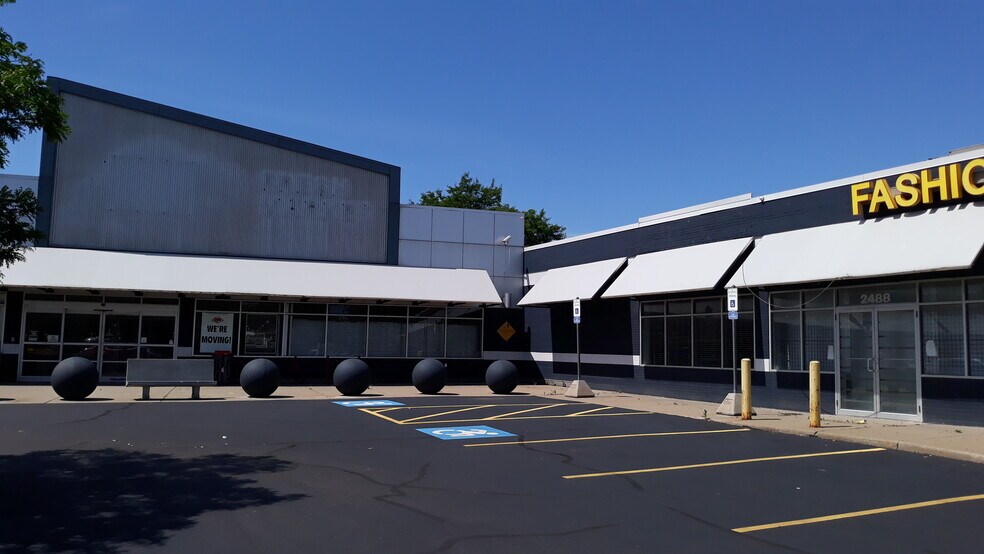 More Photos Of 2480-2512 E 40th St, Cleveland General Retail For Sale
