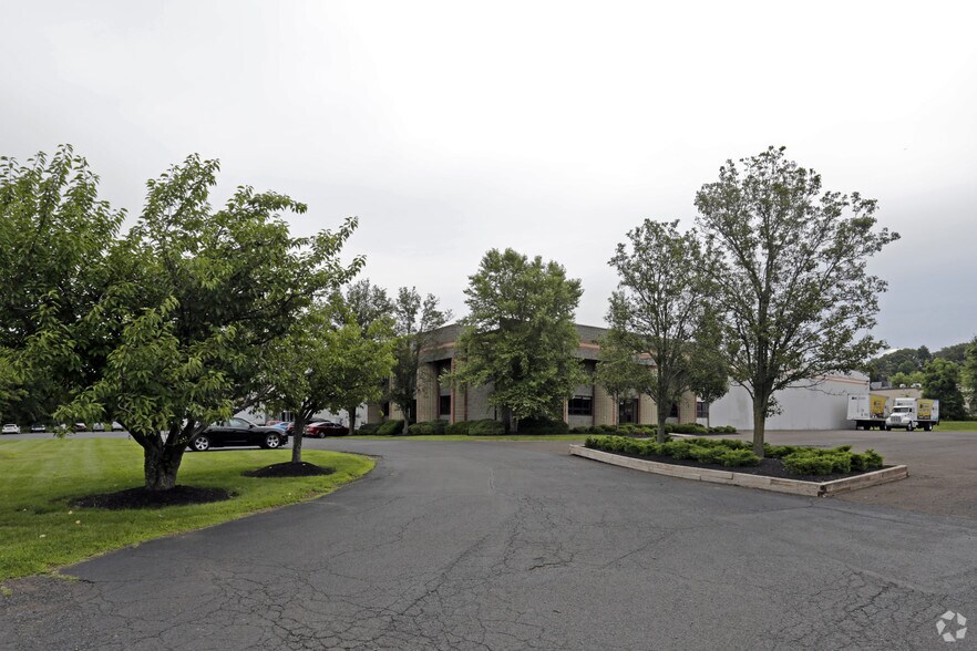 More Photos Of 841 Nina Way, Warminster Township Warehouse For Lease