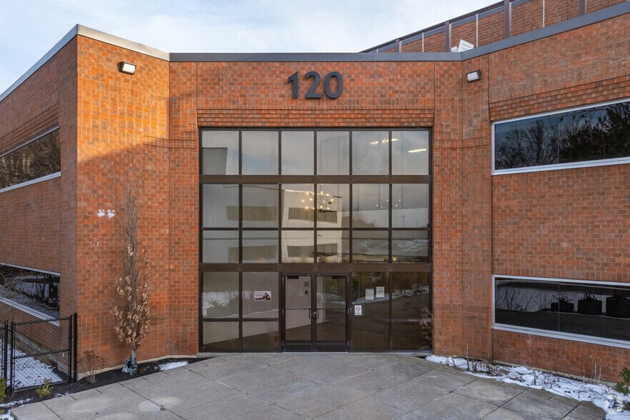 More Photos Of 120 Turnpike Rd, Southborough Office For Sale