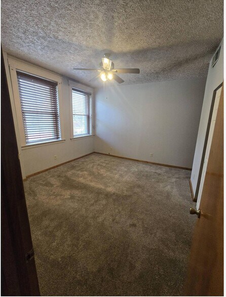 More Photos Of 7208 Harrison Ave, Cincinnati Freestanding For Sale