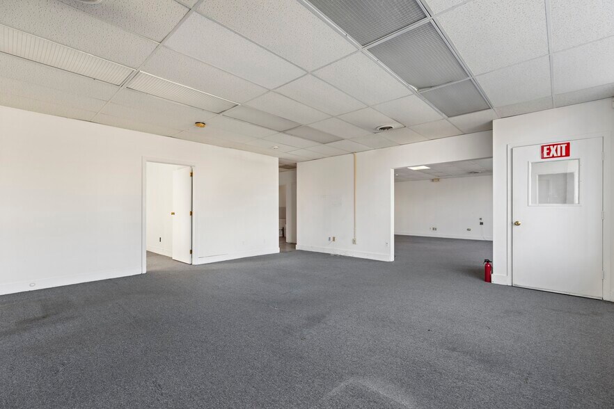 More Photos Of 22 E Westfield Ave, Roselle Park Apartments For Lease