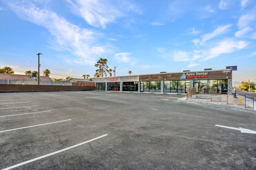 More Photos Of 4000 W Sahara Ave, Las Vegas Freestanding For Lease
