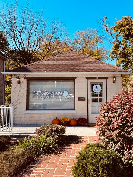 Primary Photo Of 18 Park Ave, Mount Airy Healthcare For Lease