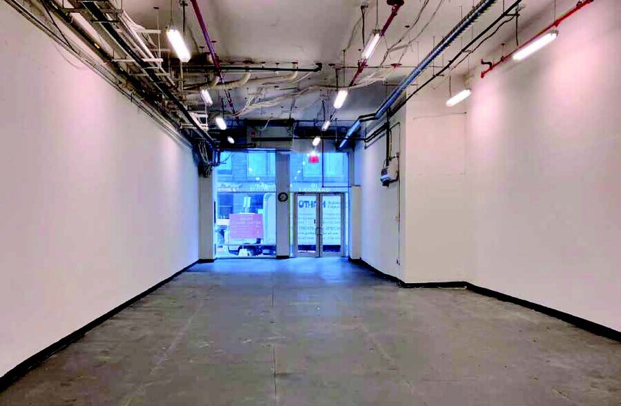 More Photos Of 356 Broadway, New York Apartments For Lease