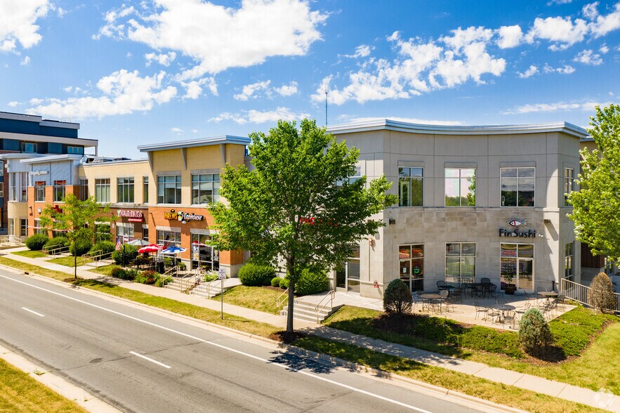 More Photos Of 610 Junction Rd, Madison Storefront Retail Office For Lease
