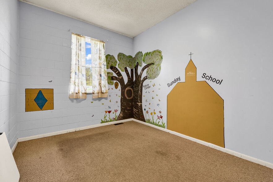 More Photos Of 9564 Hazelton-Etna SW Rd, Pataskala Religious Facility For Sale