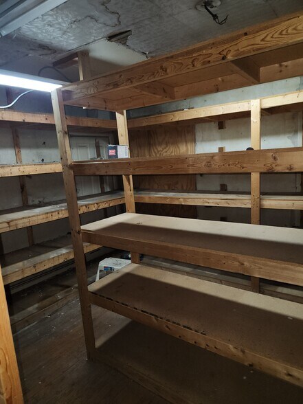 More Photos Of 3149 Kensington Ave, Philadelphia Storefront For Sale