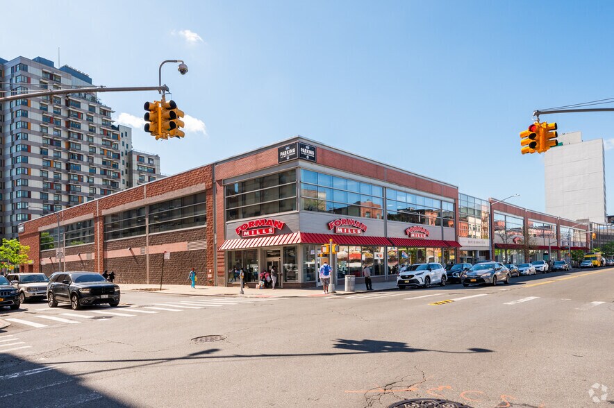 Primary Photo Of 3012 3rd Ave, Bronx General Retail For Lease