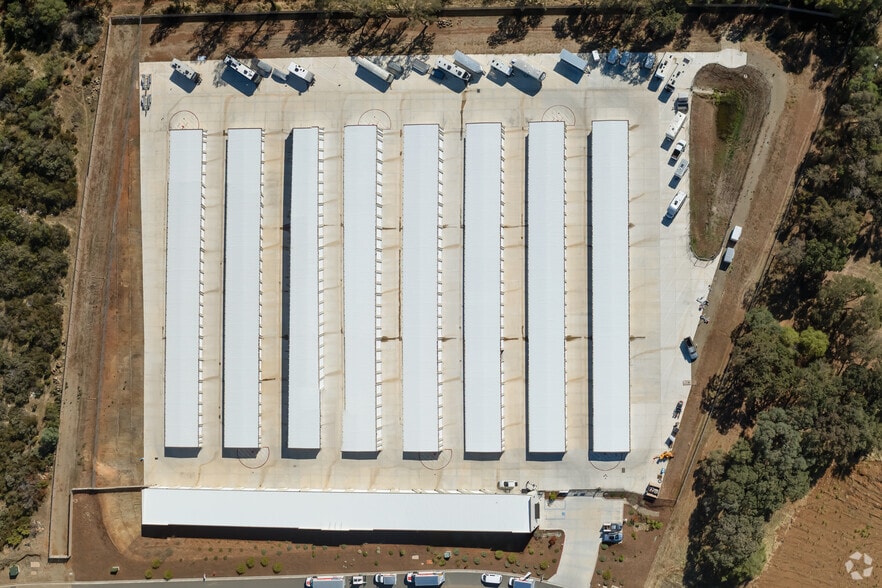More Photos Of 4395 Business Dr, Cameron Park Self Storage For Sale