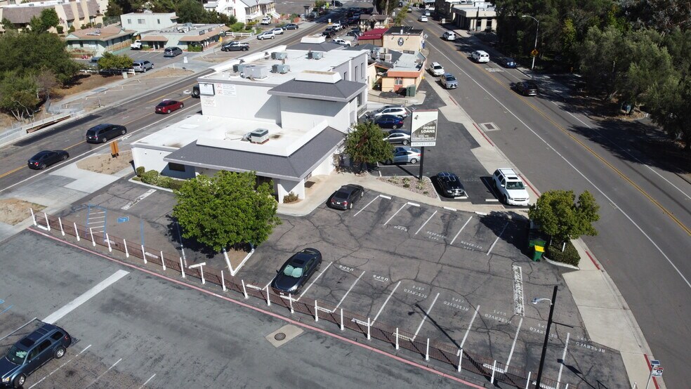More Photos Of 2124-2139 Arnold Way, Alpine Office For Lease