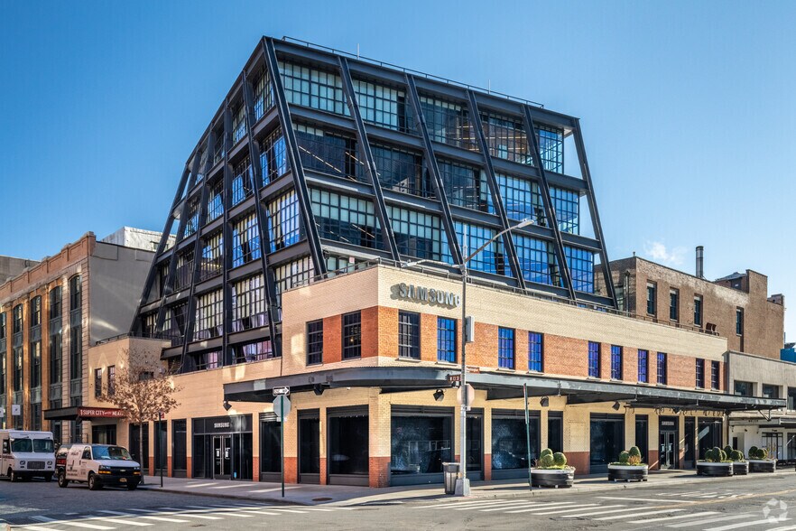 More Photos Of 837 Washington St, New York Office For Lease